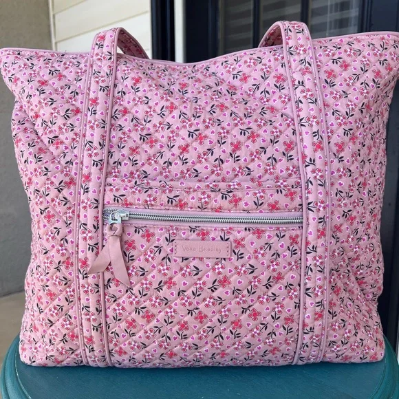 Vera Bradley Large Vera Tote in Sweethearts and Flowers - Picture 1 of 10